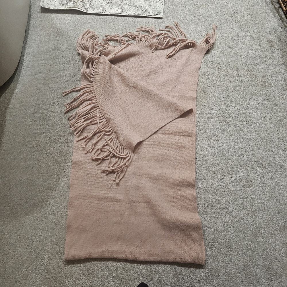 LC Lauren Conrad Soft Pink Fringe Wrap
